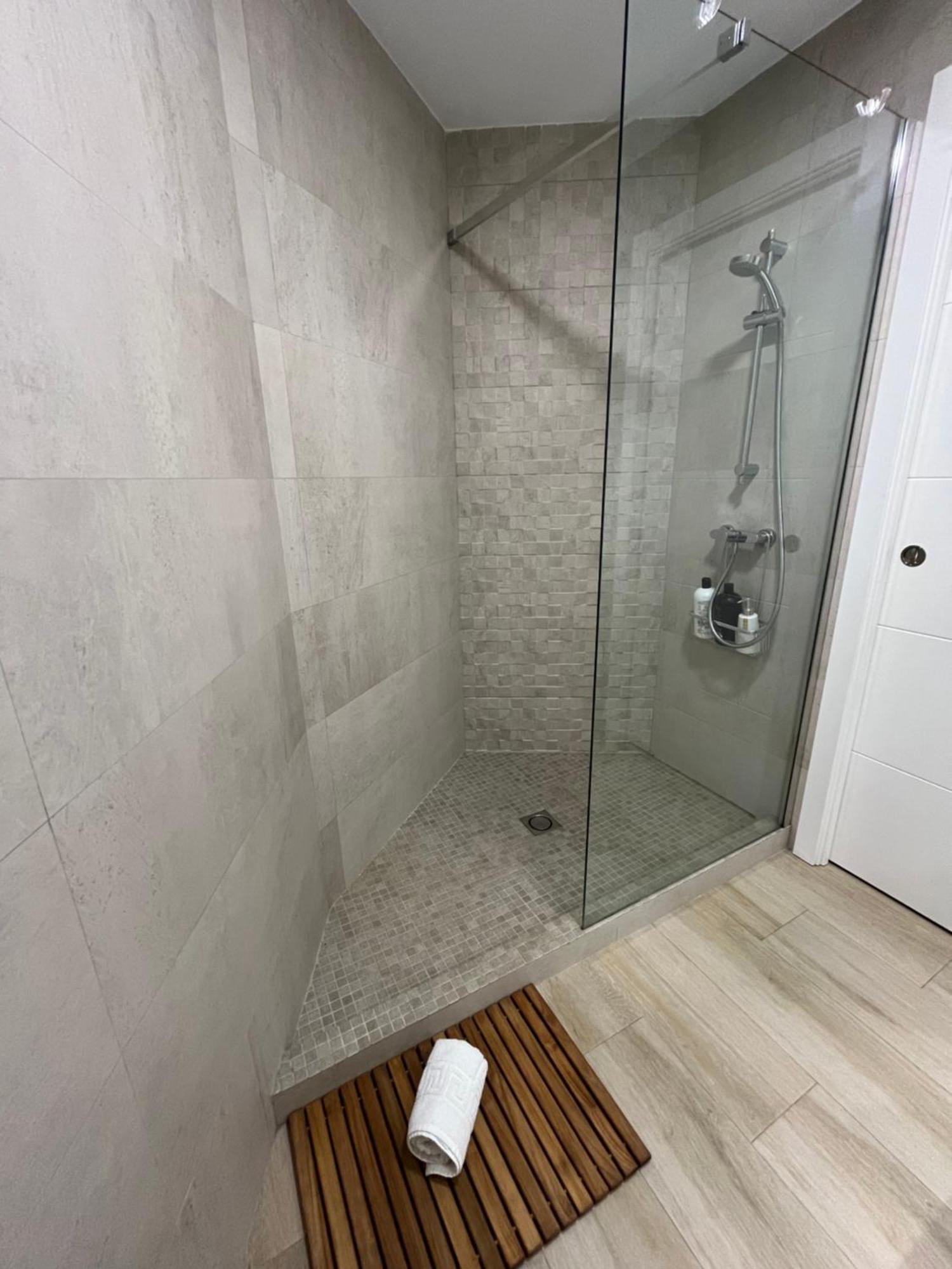 Fantastico Apartamento Suite En Centro De غرناطة المظهر الخارجي الصورة