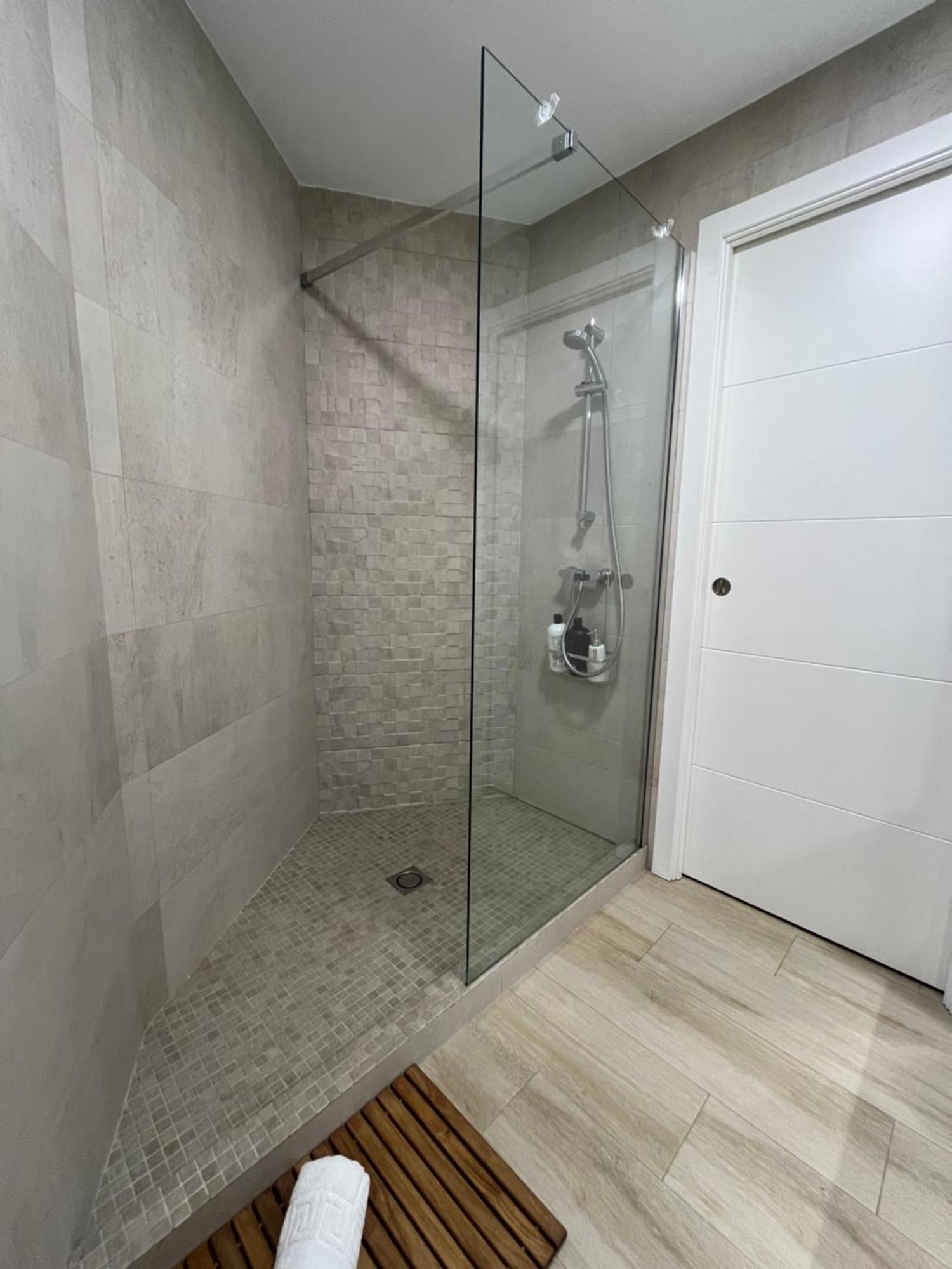 Fantastico Apartamento Suite En Centro De غرناطة المظهر الخارجي الصورة